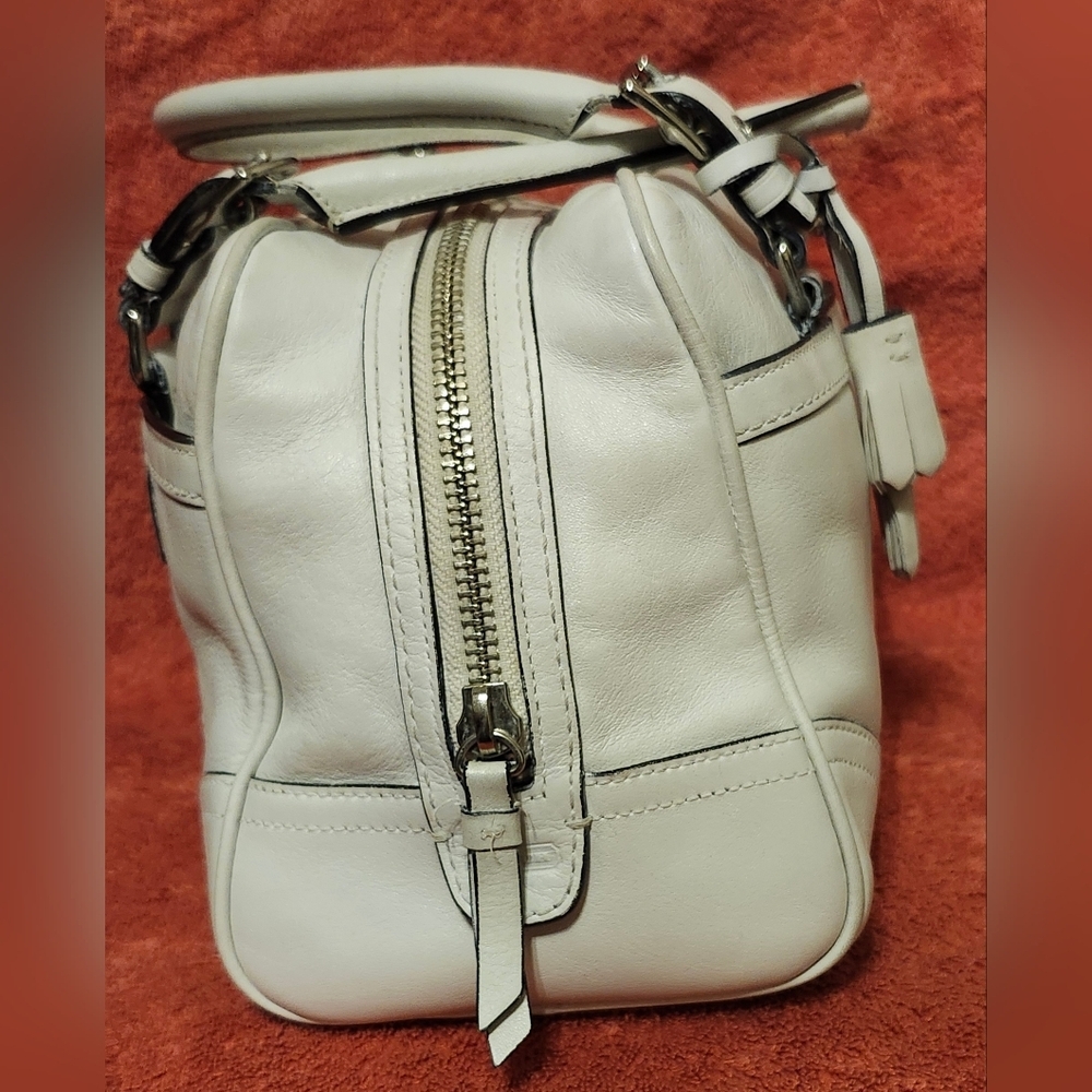 A Coach Hamptons satchel serial number B0751-F08AD5 - Picture 8 of 15